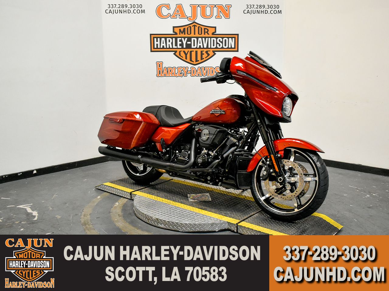 New Street Glide - Photo 2