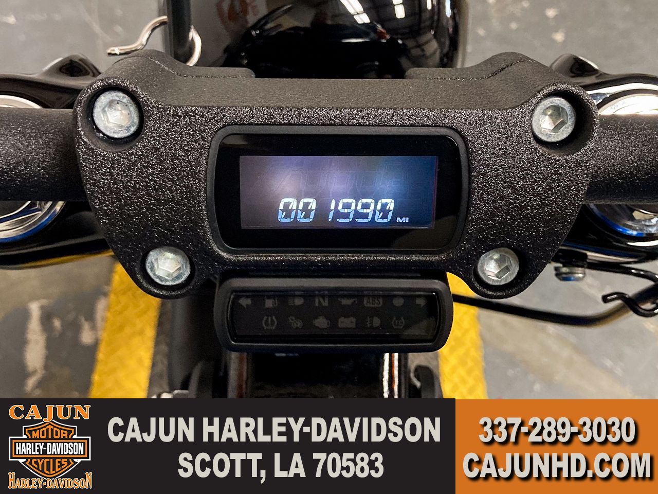 low miles mileage - Photo 13