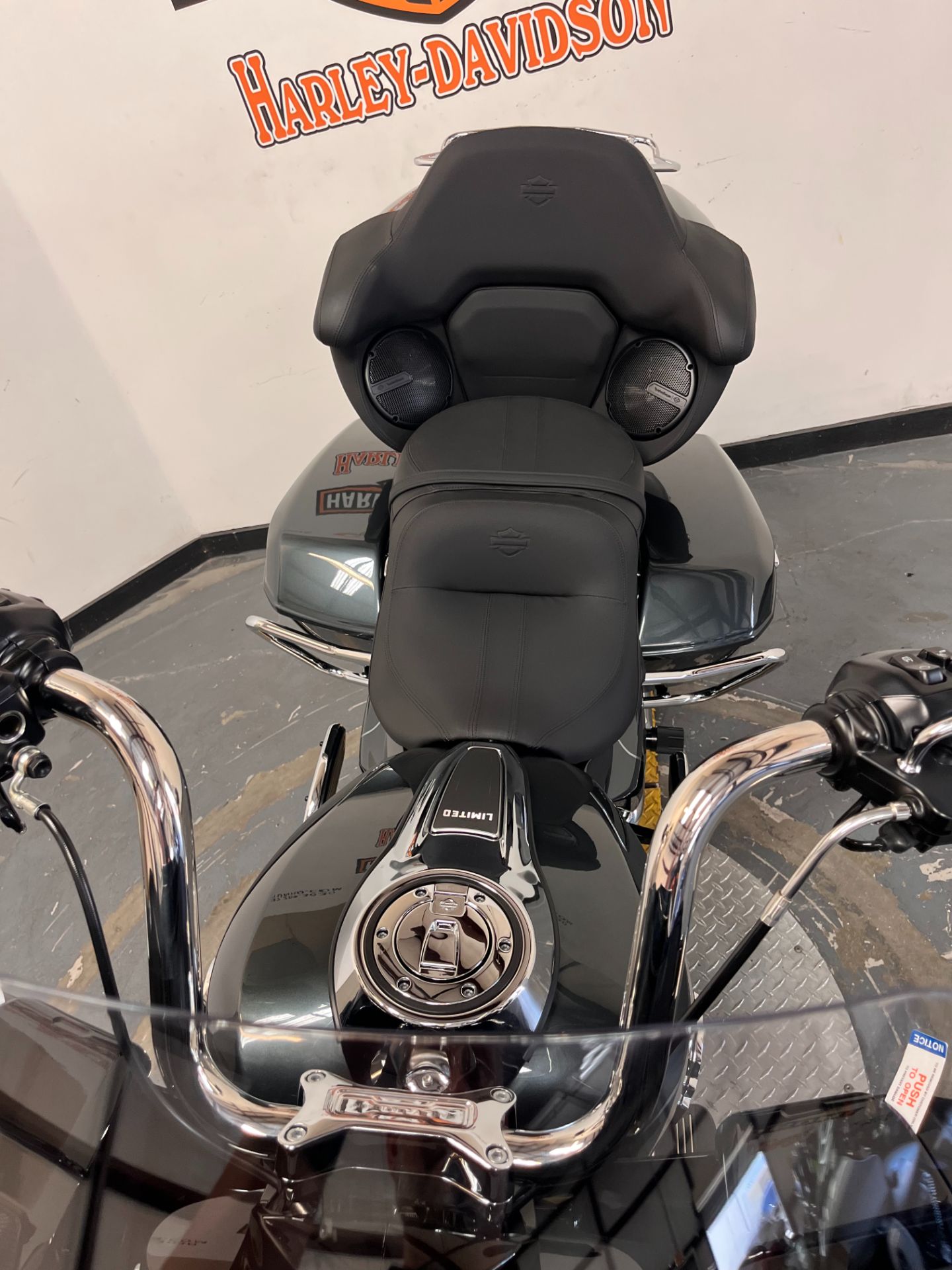 2026 Harley-Davidson Road Glide® Limited in Scott, Louisiana - Photo 11
