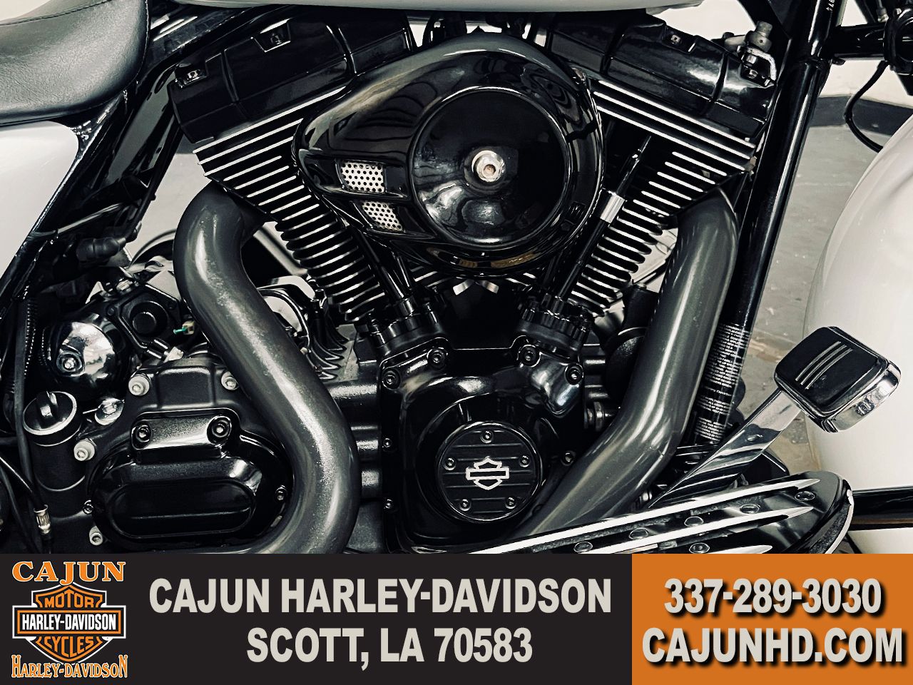 2012 Harley-Davidson Road Glide® Custom in Scott, Louisiana - Photo 10