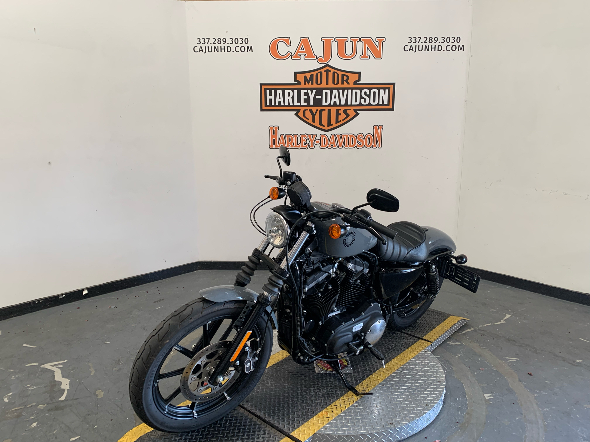 2022 Harley-Davidson Iron 883™ in Scott, Louisiana - Photo 6