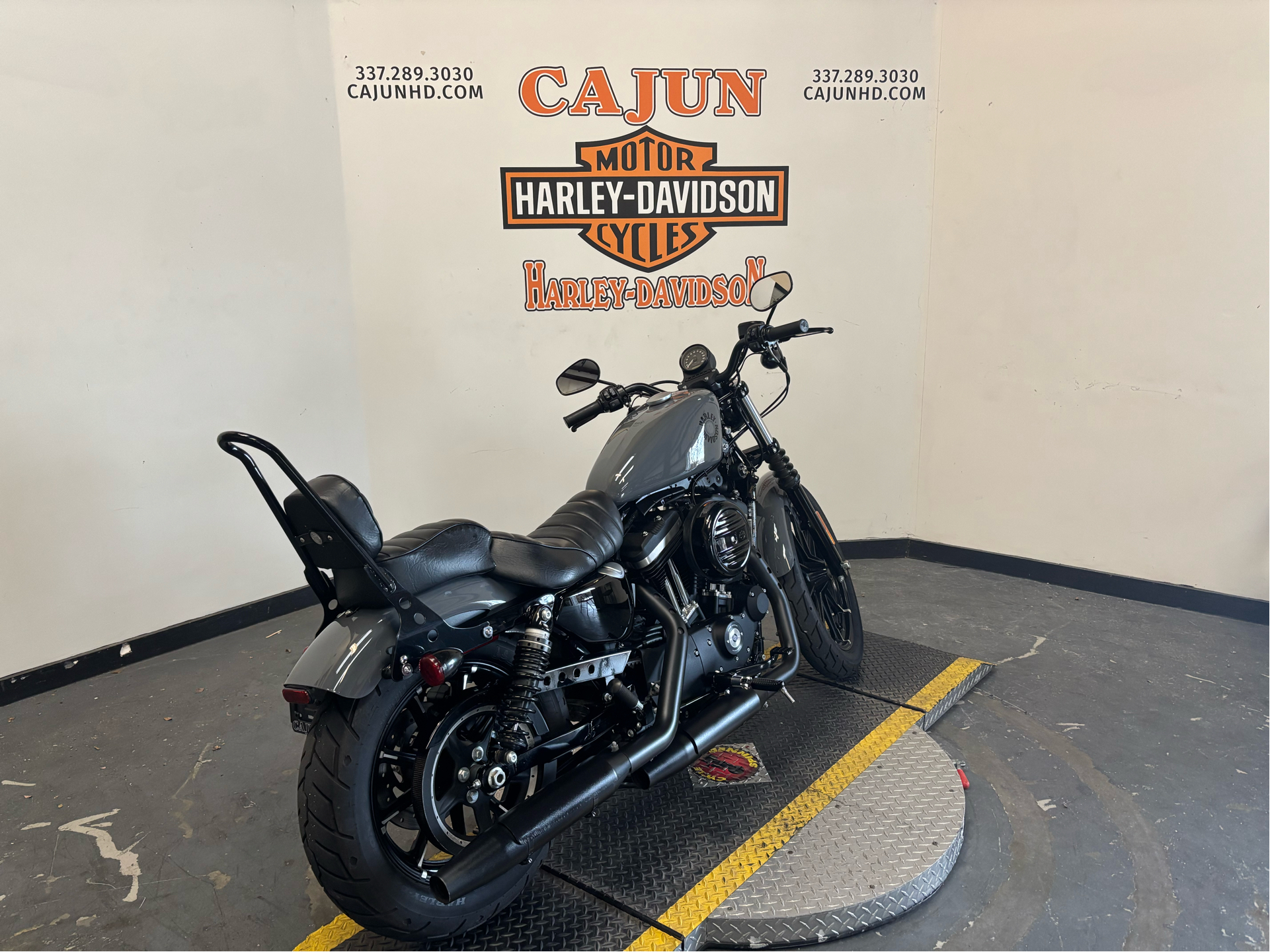 2022 Harley-Davidson Iron 883™ in Scott, Louisiana - Photo 3
