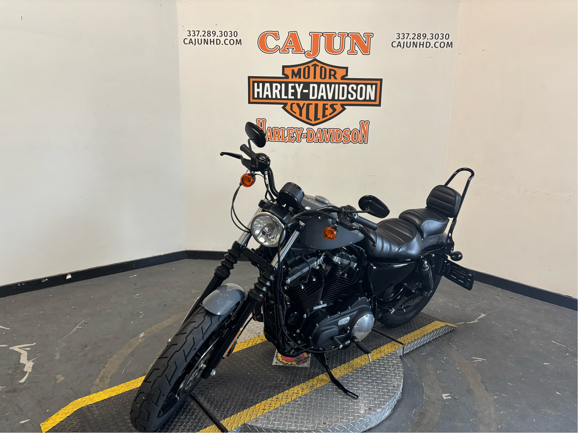 2022 Harley-Davidson Iron 883™ in Scott, Louisiana - Photo 6