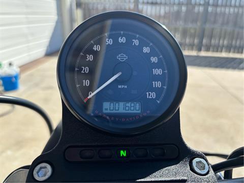 2022 Harley-Davidson Iron 883™ in Scott, Louisiana - Photo 9