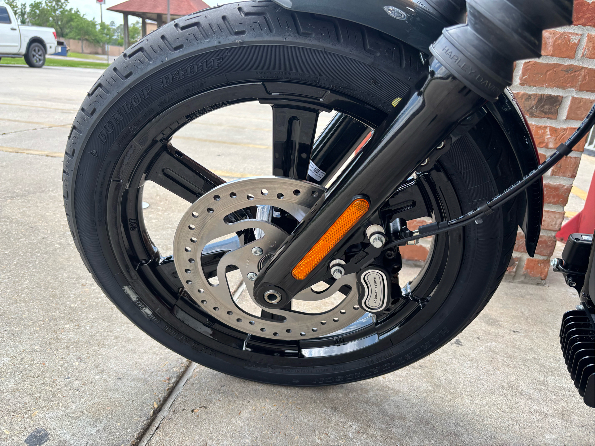 2025 Harley-Davidson Street Bob® in Scott, Louisiana - Photo 8