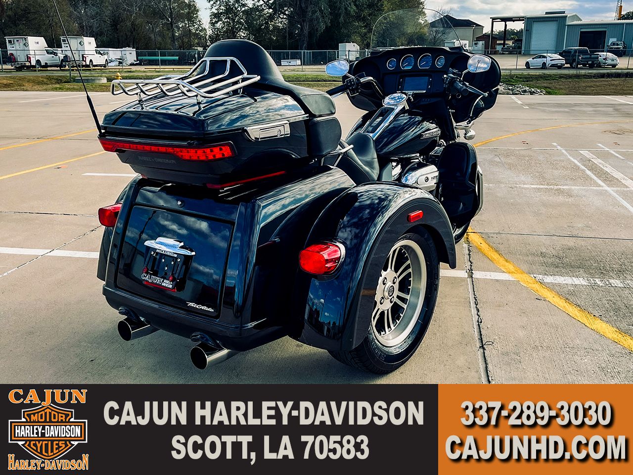 2018 Harley-Davidson Tri Glide® Ultra in Scott, Louisiana - Photo 8