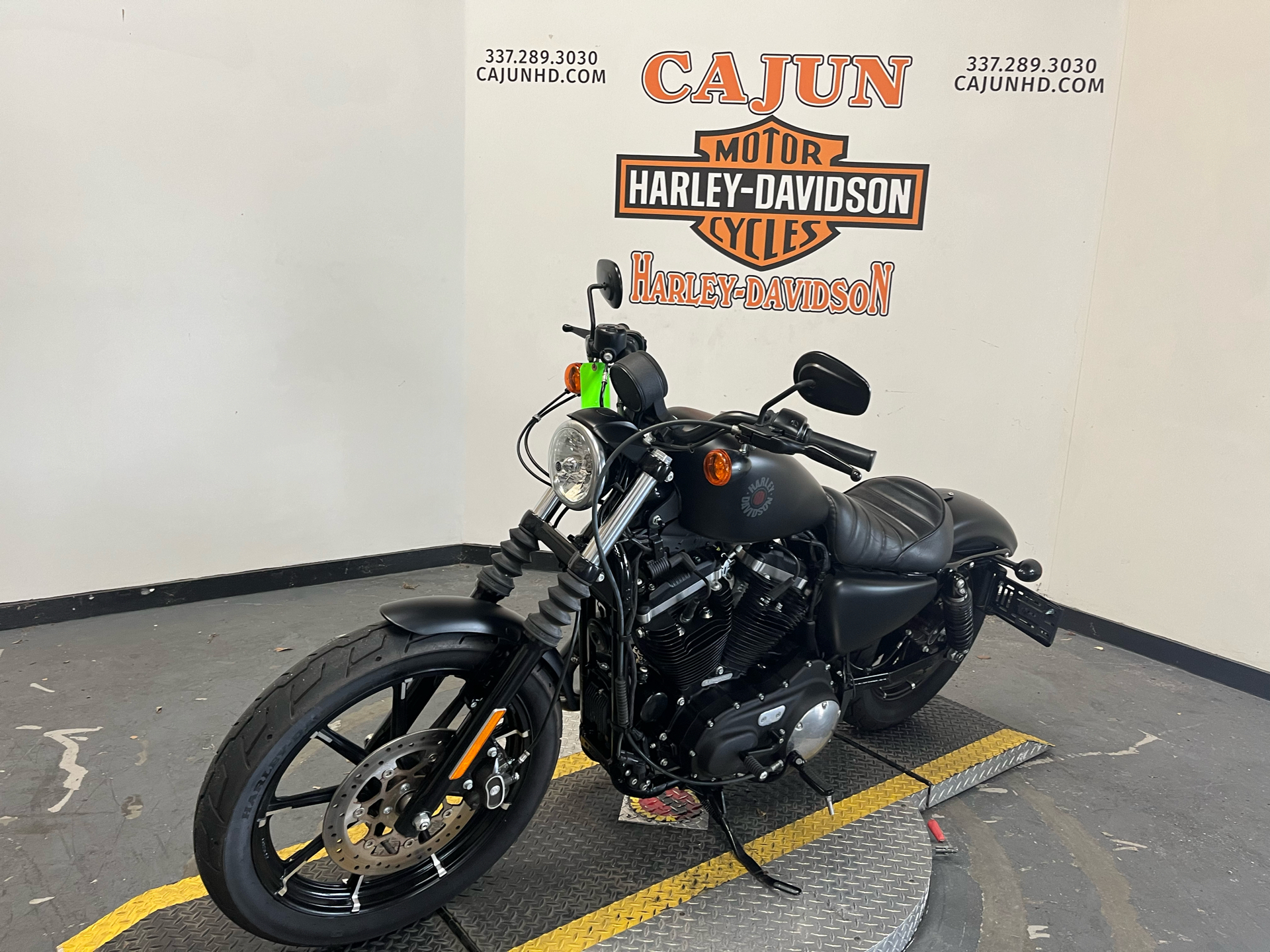 2022 Harley-Davidson Iron 883™ in Scott, Louisiana - Photo 6