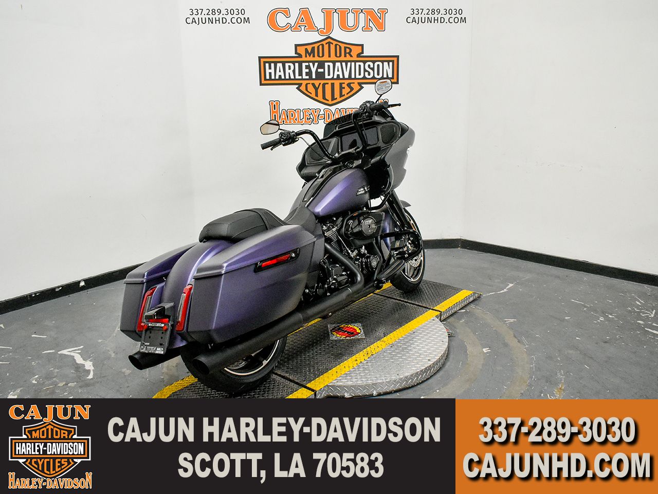 touring motorcycle - Photo 8