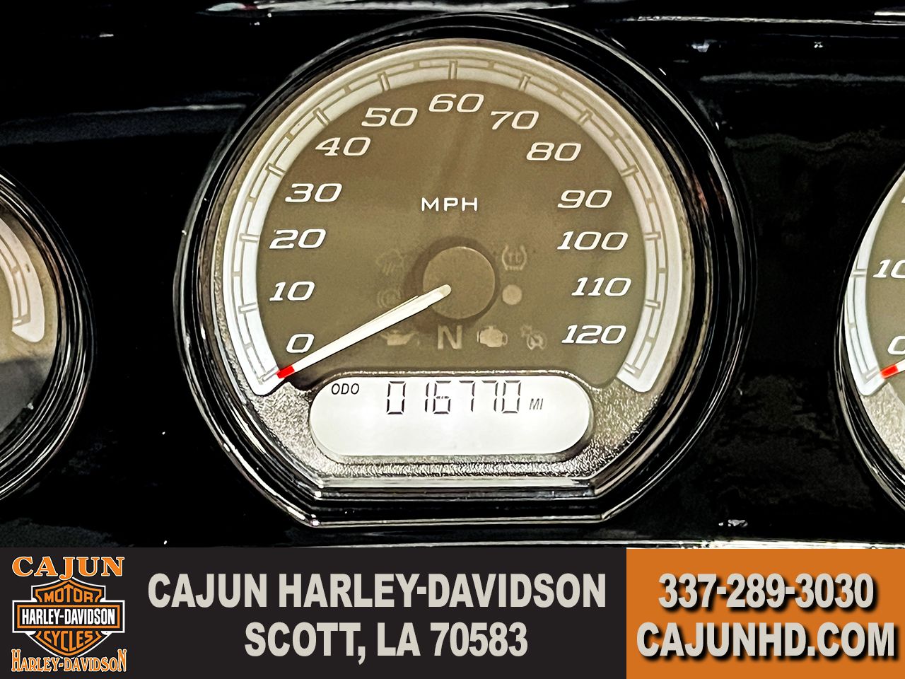 low mileage - Photo 13
