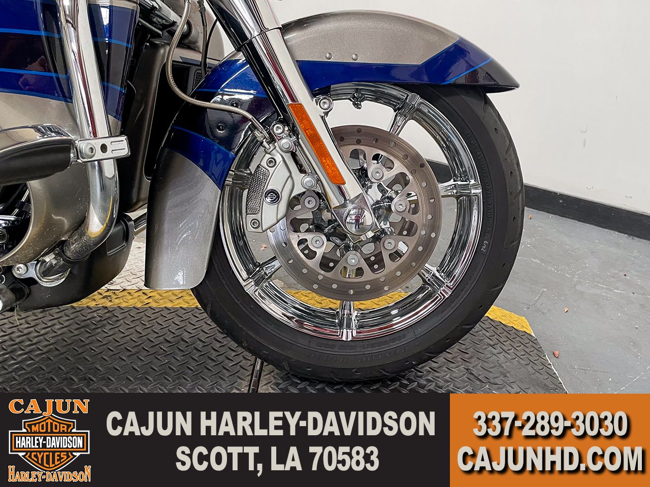 dual disc brakes - Photo 10