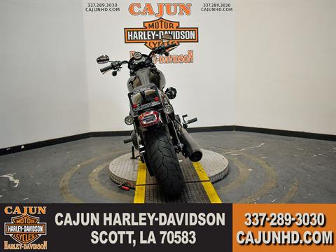 Harley motorcycle - Photo 7
