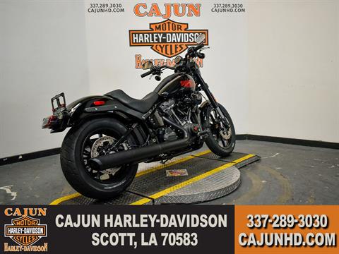 M8 Softail - Photo 8