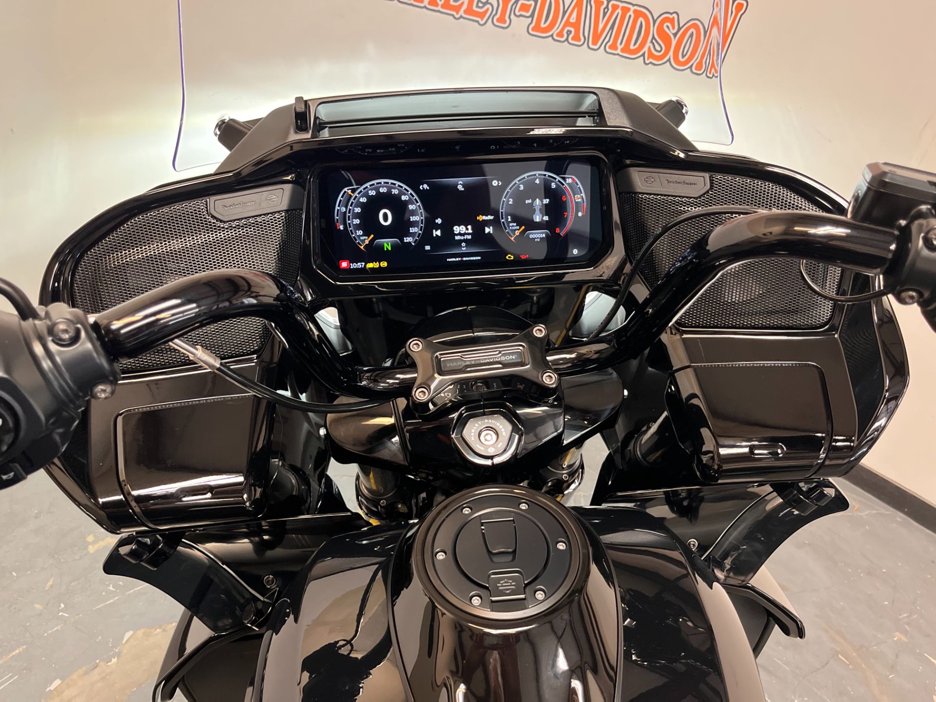 2026 Harley-Davidson Road Glide® Limited in Scott, Louisiana - Photo 8