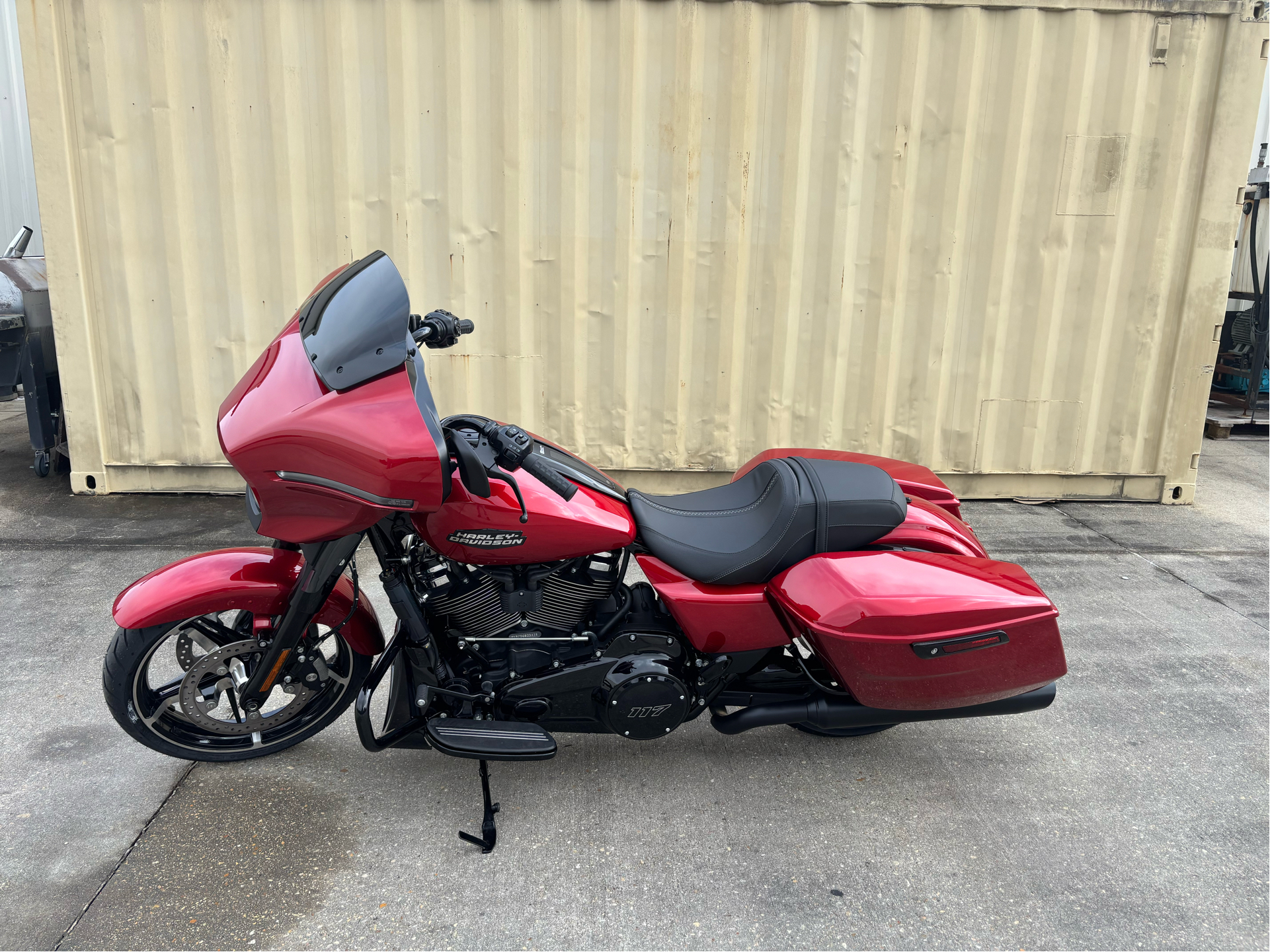 2025 Harley-Davidson Street Glide® in Scott, Louisiana - Photo 2