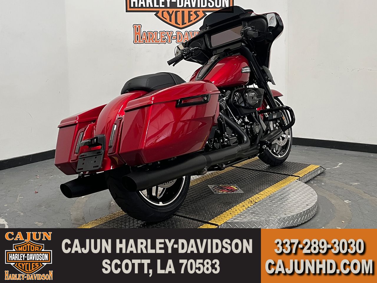 2025 Harley-Davidson Street Glide® in Scott, Louisiana - Photo 8