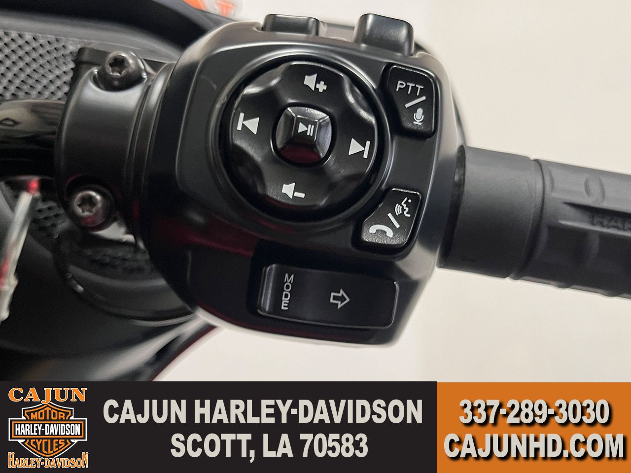 2025 Harley-Davidson Street Glide® in Scott, Louisiana - Photo 11