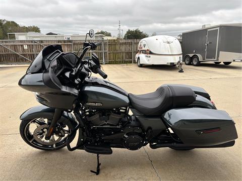 2025 Harley-Davidson Road Glide® in Scott, Louisiana - Photo 2