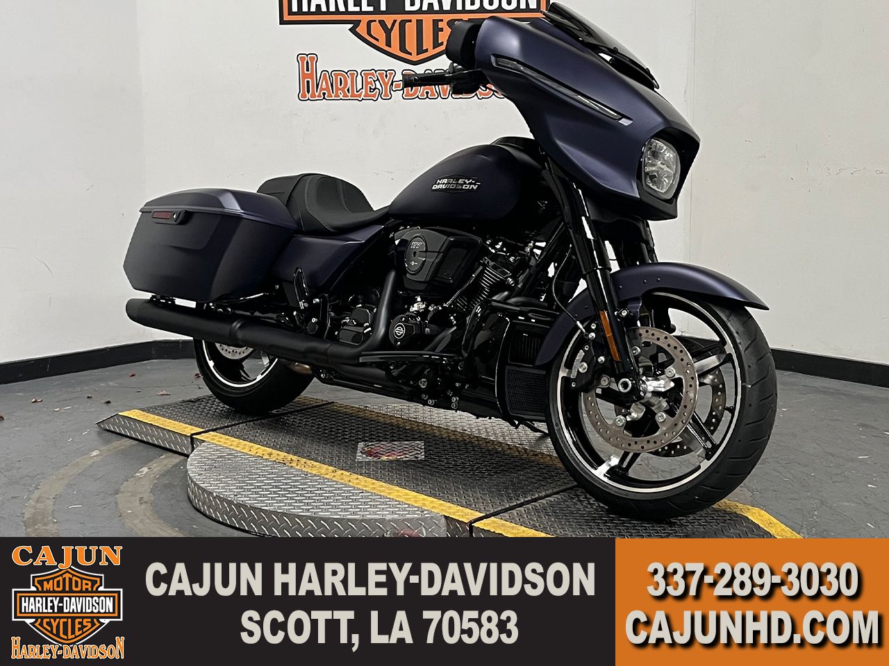 2025 Harley-Davidson Street Glide® in Scott, Louisiana - Photo 2