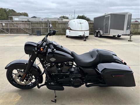 2025 Harley-Davidson Road King® Special in Scott, Louisiana - Photo 2