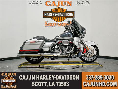 2019 CVO Street Glide - Photo 1