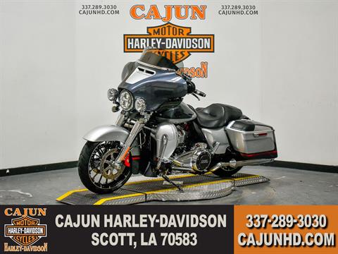 Harley Davdison CVO - Photo 4