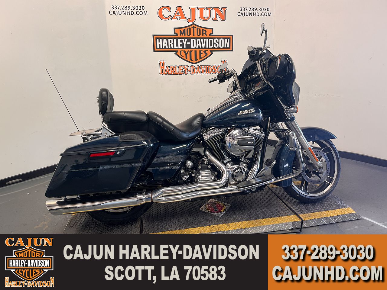 2016 Harley-Davidson Street Glide® Special in Scott, Louisiana - Photo 1