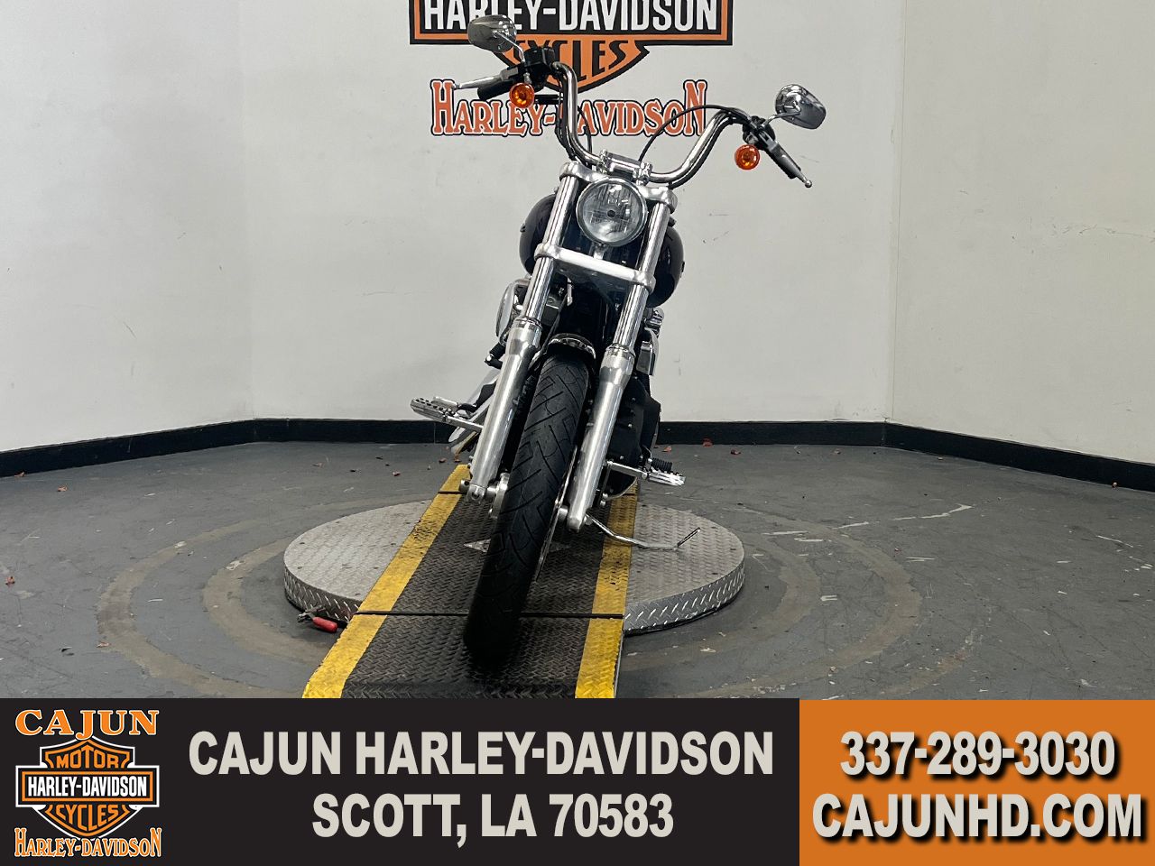 2006 Harley-Davidson Dyna™ Street Bob™ in Scott, Louisiana - Photo 3