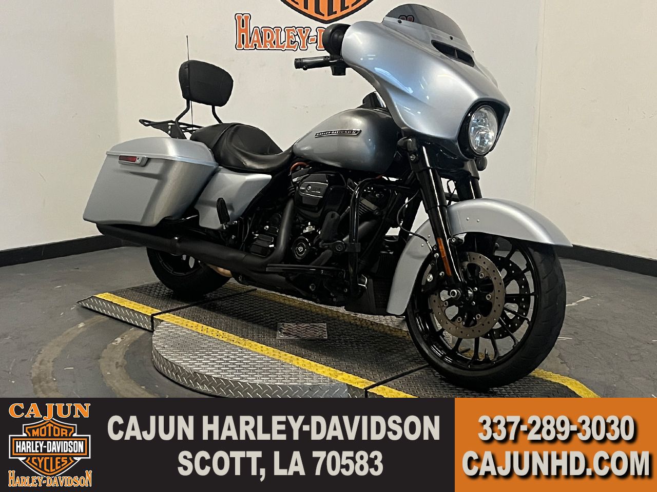 street glide - Photo 2