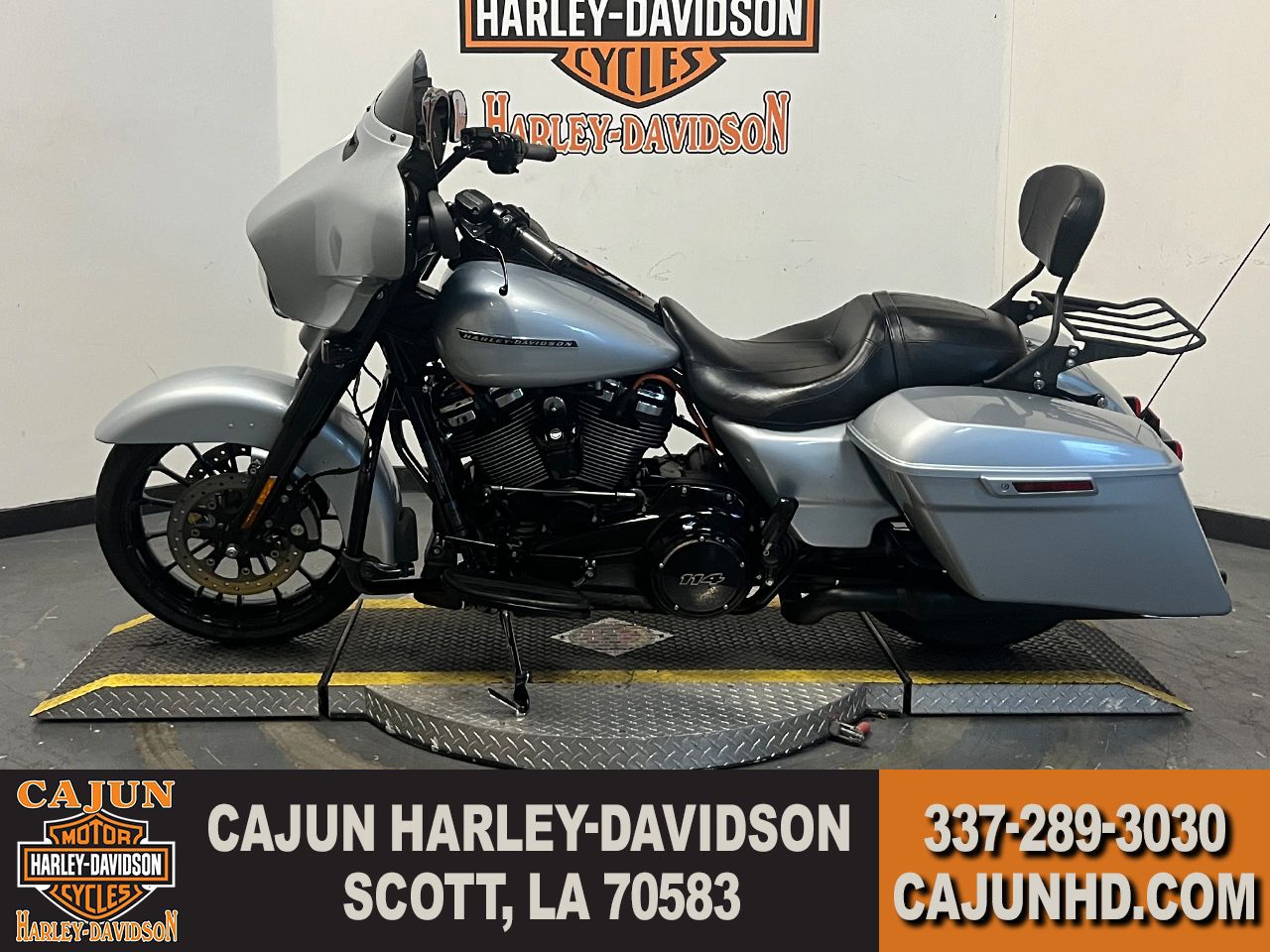 touring model - Photo 5