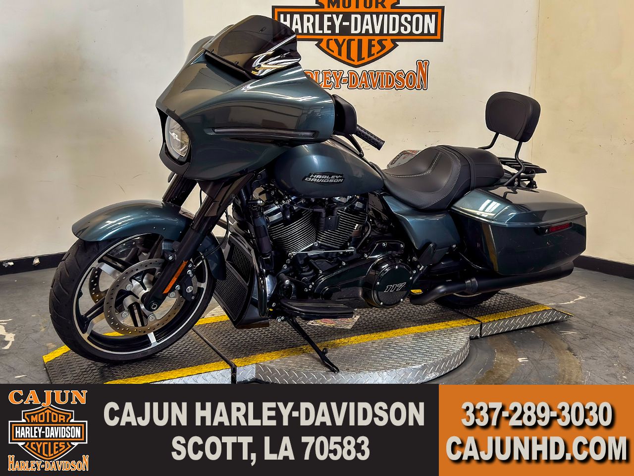 2025 Harley-Davidson Street Glide® in Scott, Louisiana - Photo 4