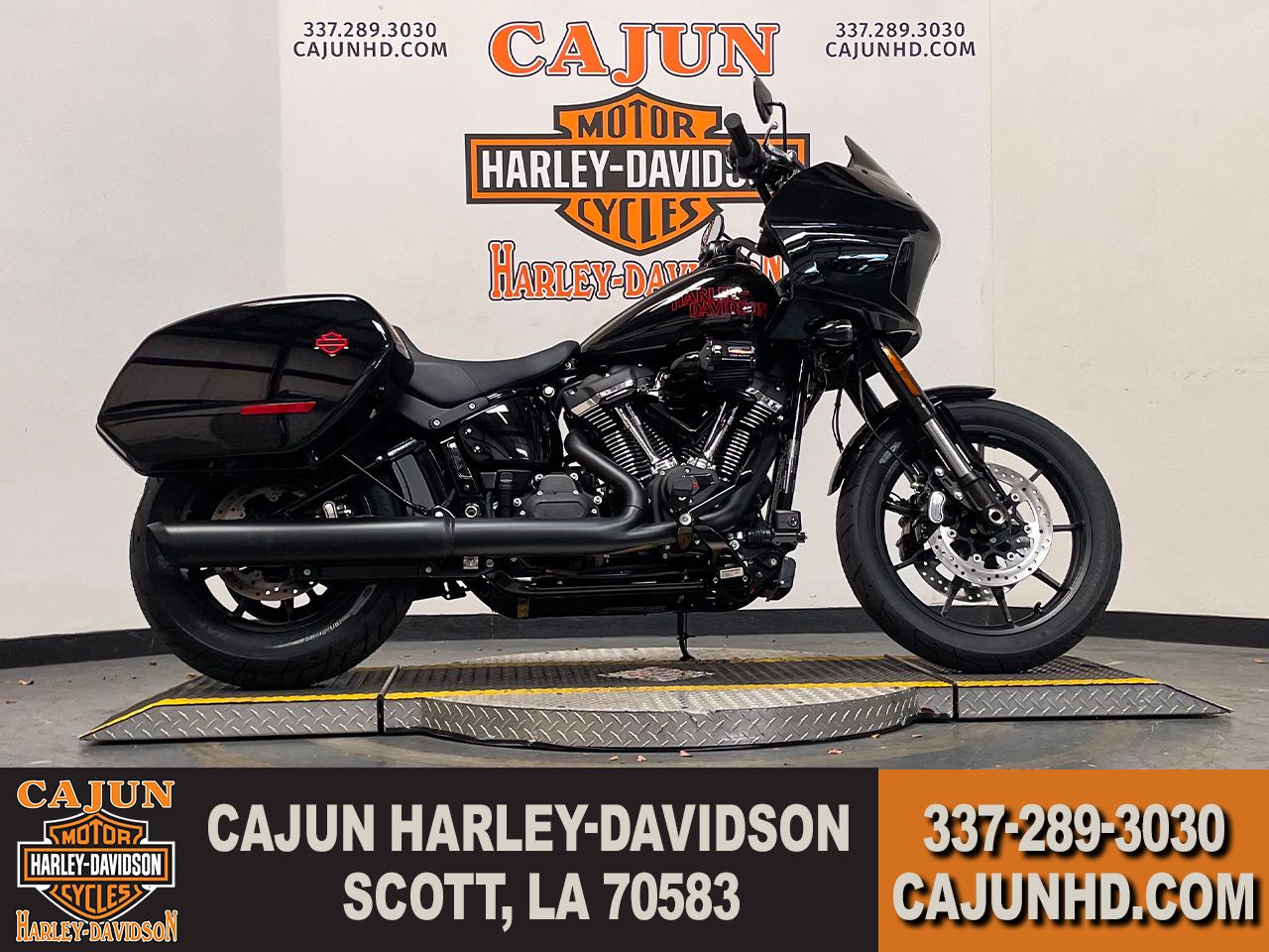 New 2025 Harley-Davidson Low Rider® ST Vivid Black (Black