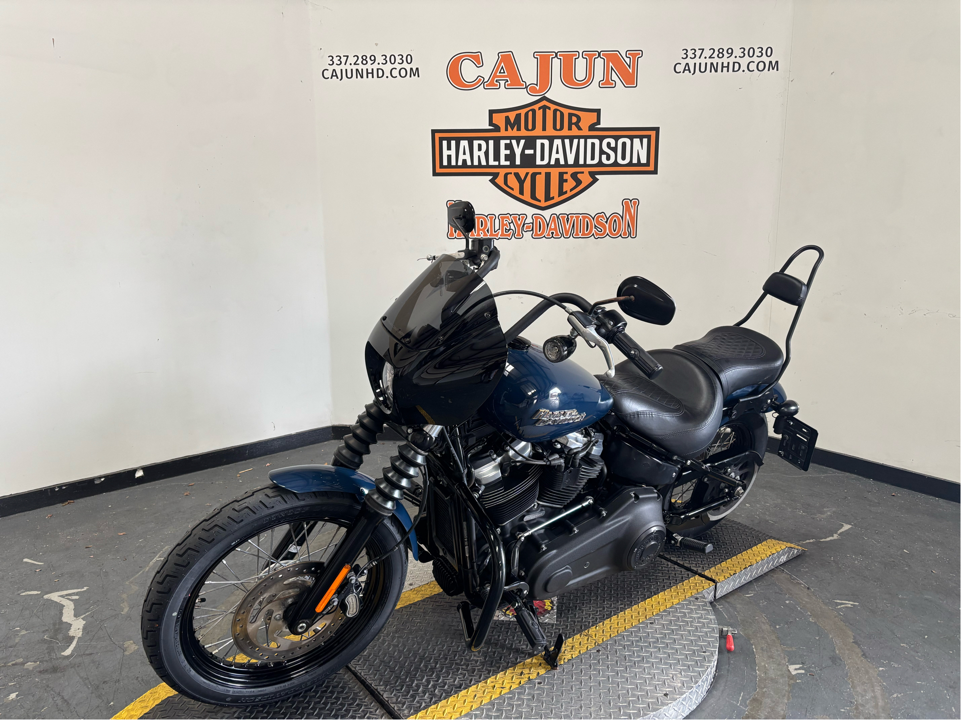 2019 Harley-Davidson Street Bob® in Scott, Louisiana - Photo 2