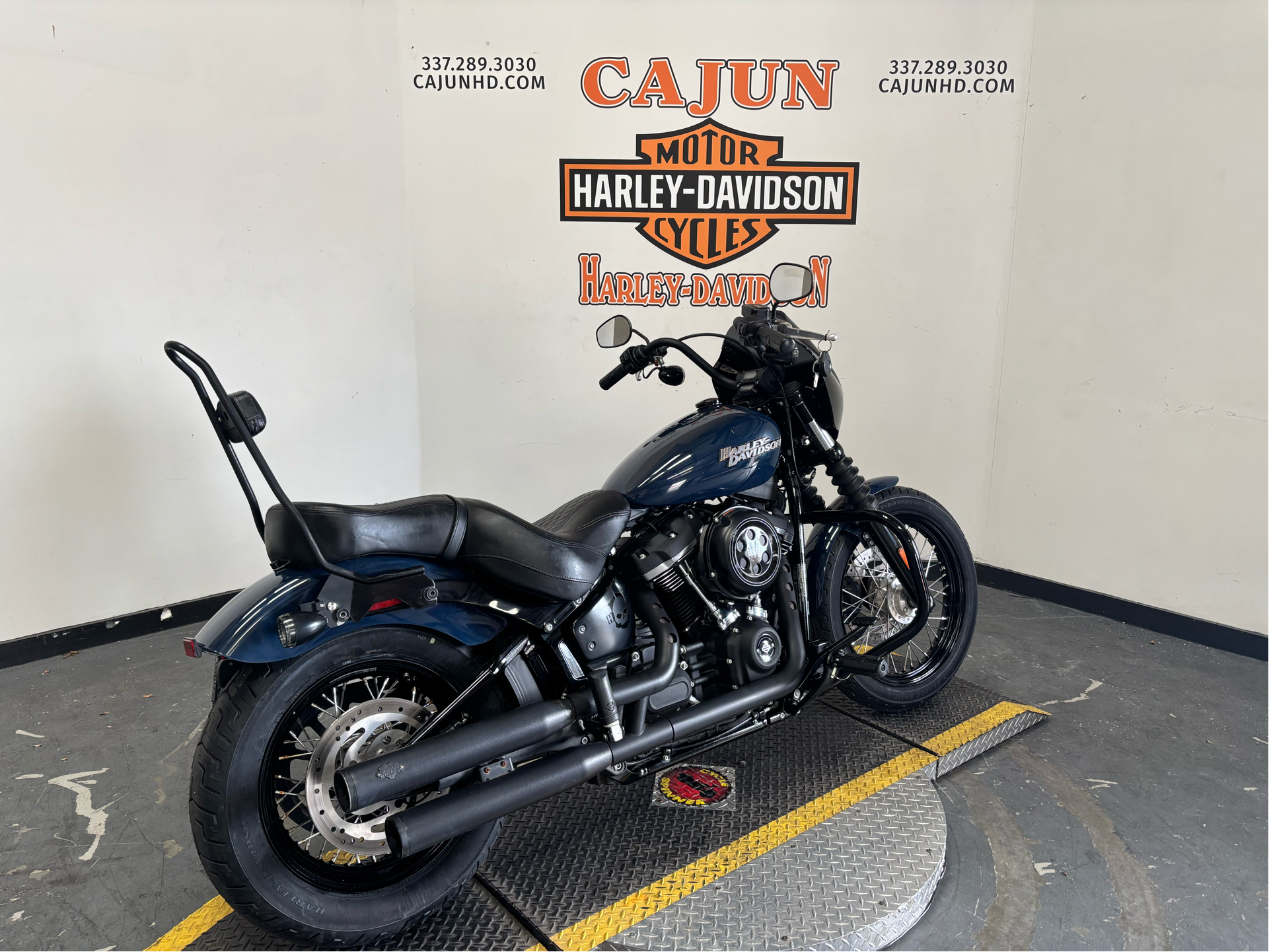 2019 Harley-Davidson Street Bob® in Scott, Louisiana - Photo 10