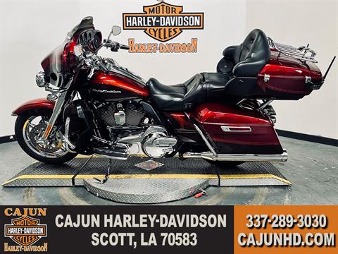 2014 Harley-Davidson CVO™ Limited in Scott, Louisiana - Photo 5