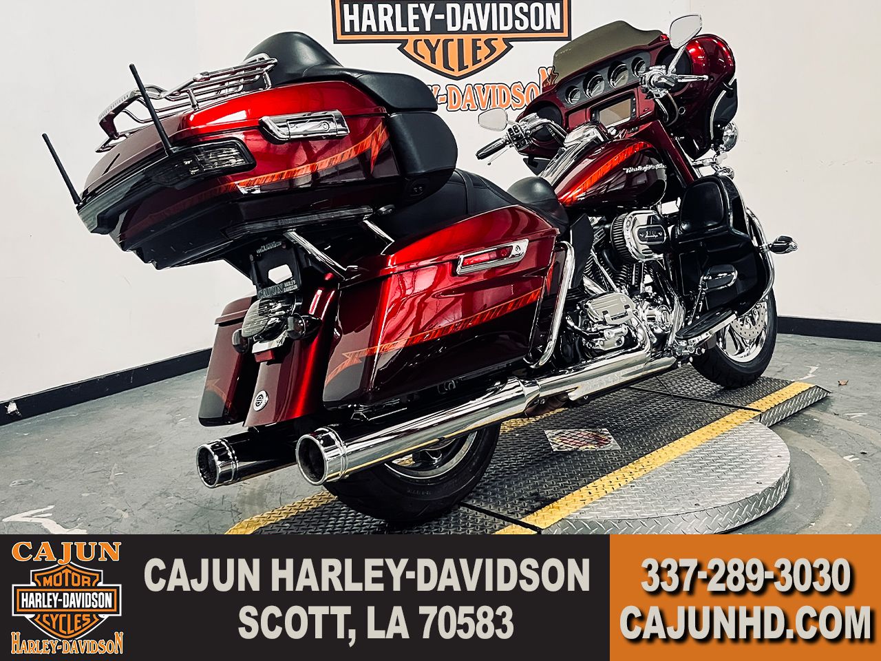 2014 Harley-Davidson CVO™ Limited in Scott, Louisiana - Photo 8