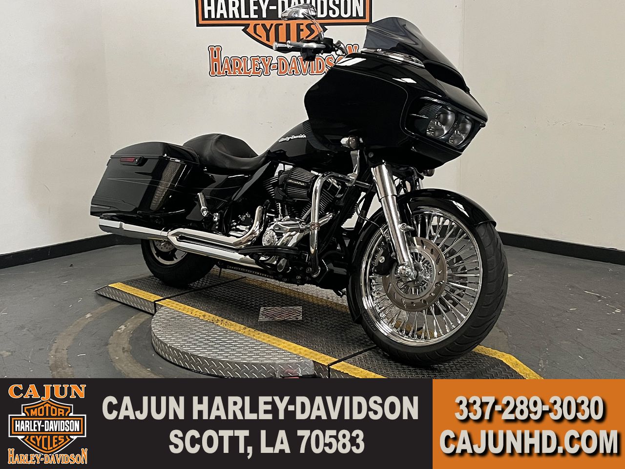 2015 Harley-Davidson Road Glide® Special in Scott, Louisiana - Photo 2