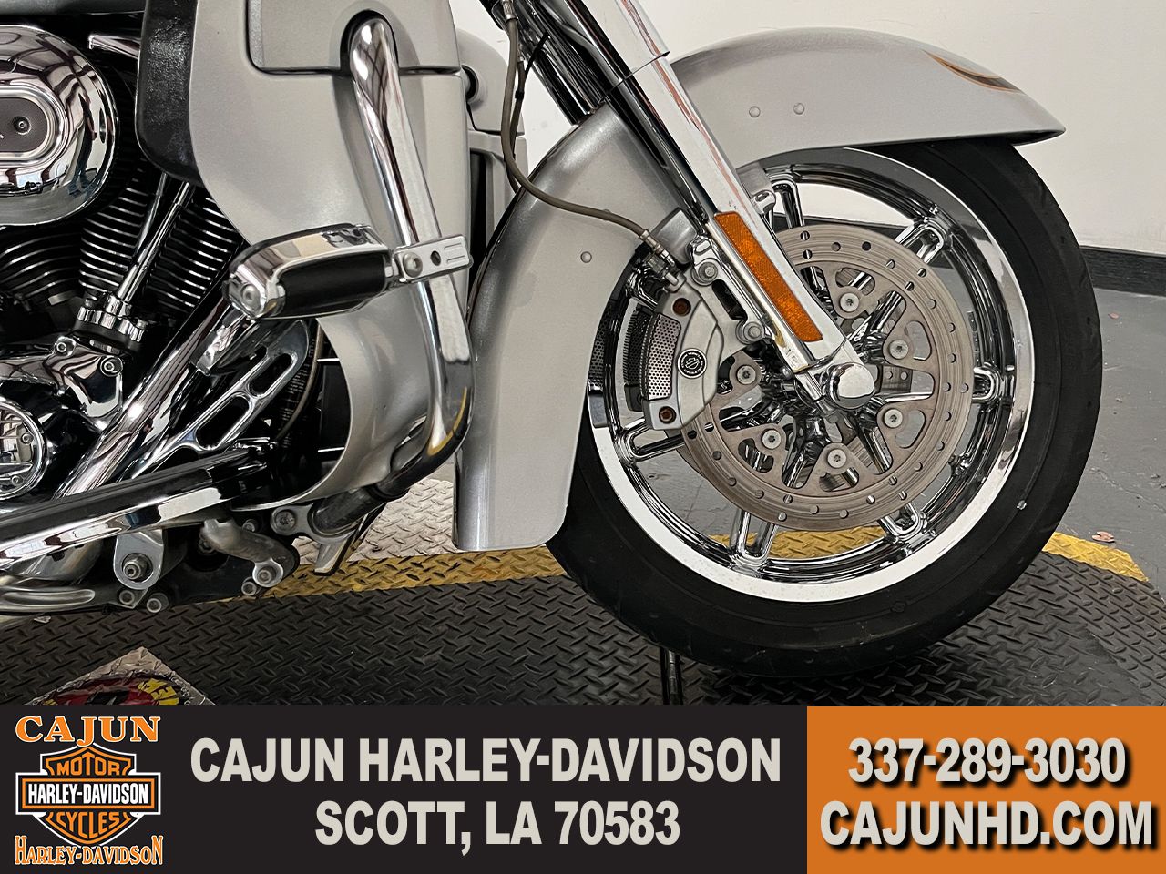 2013 Harley-Davidson CVO™ Ultra Classic® Electra Glide® in Scott, Louisiana - Photo 11