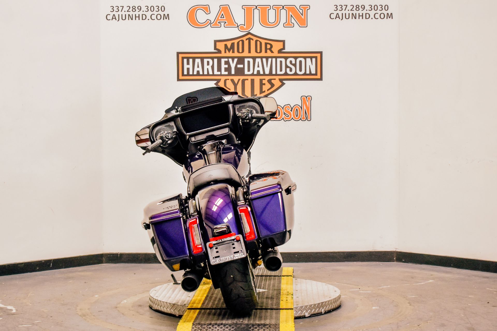 2025 Harley-Davidson Street Glide® in Scott, Louisiana - Photo 7