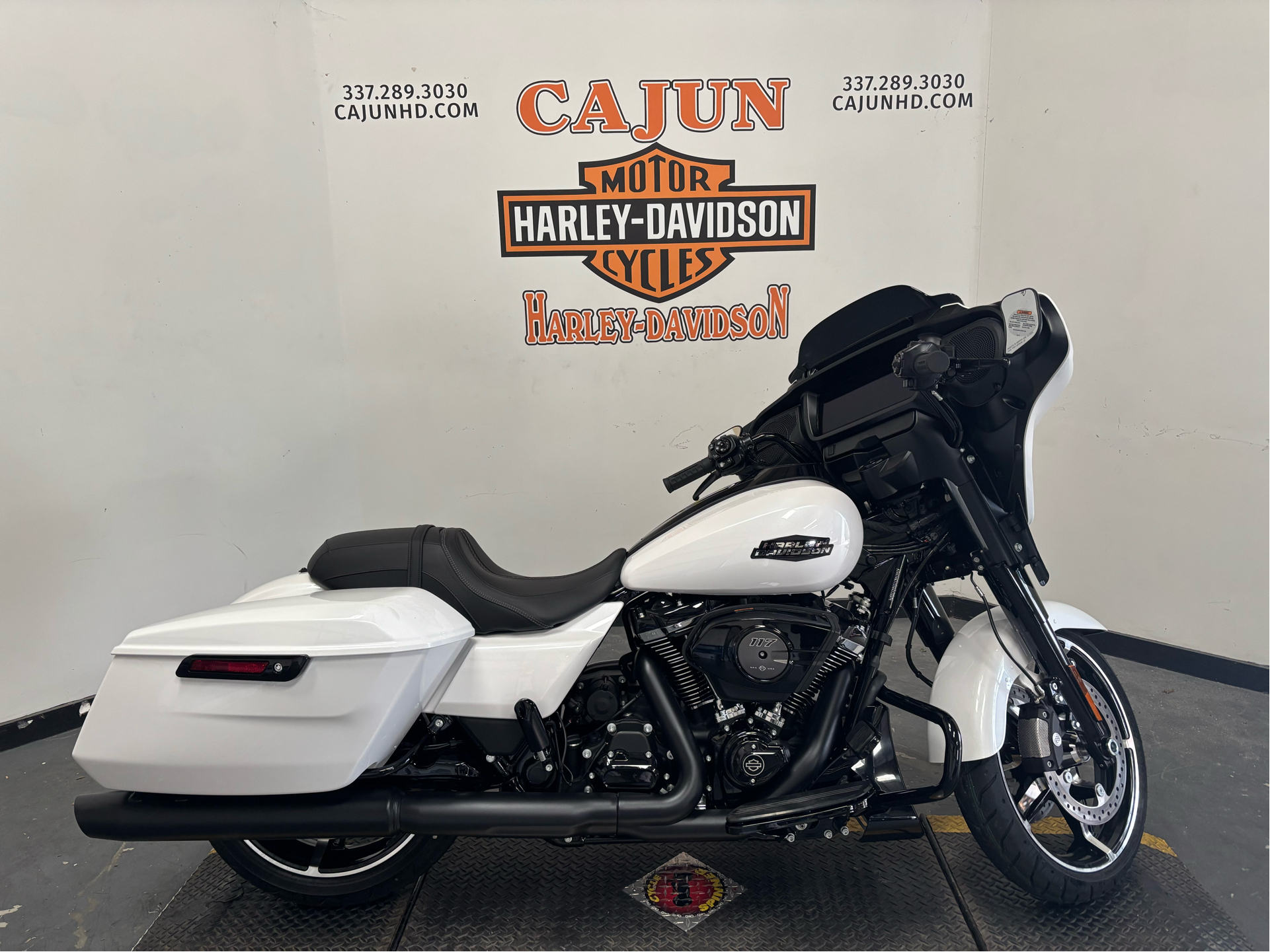 2025 Harley-Davidson Street Glide® in Scott, Louisiana - Photo 1
