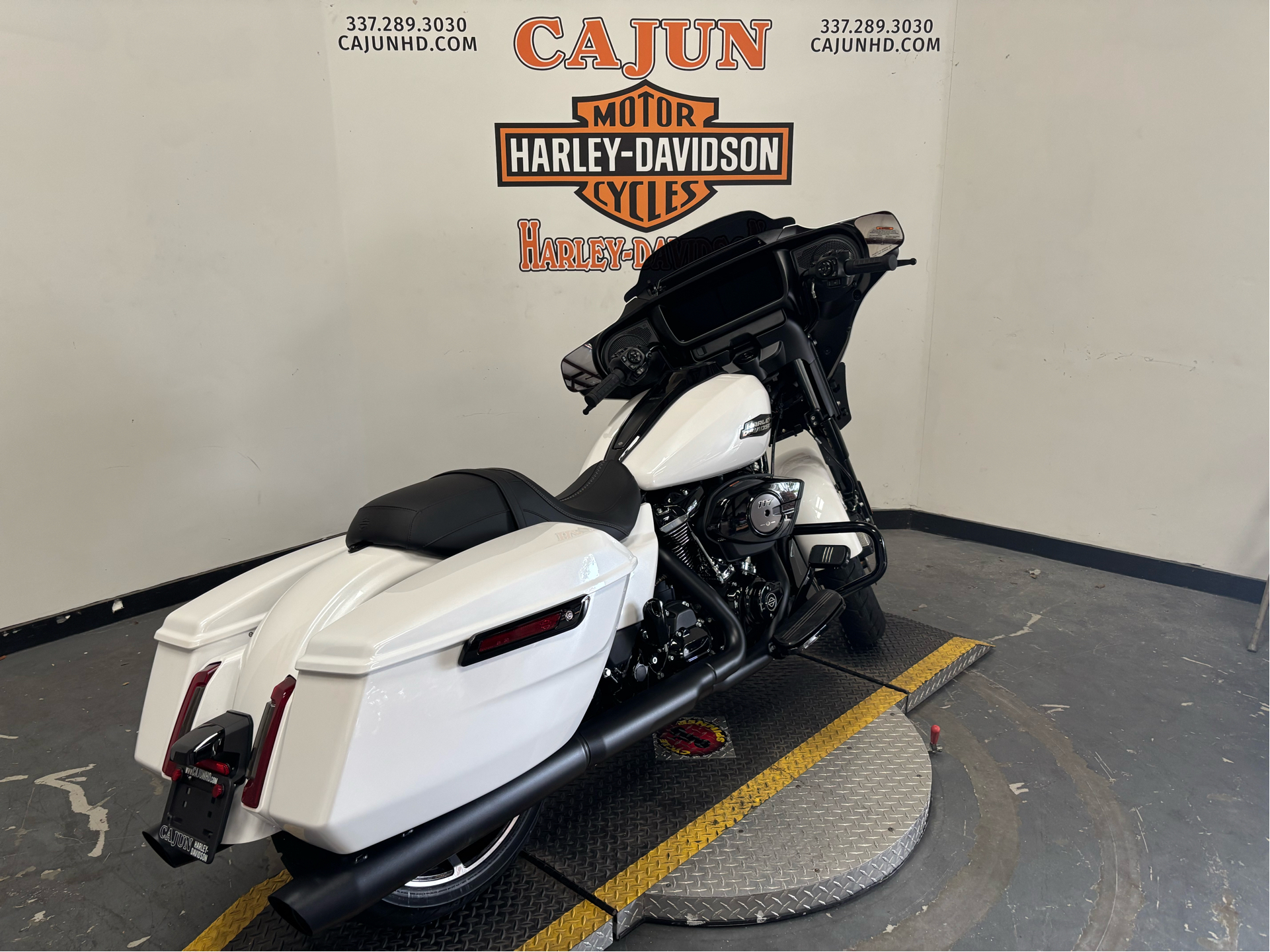 2025 Harley-Davidson Street Glide® in Scott, Louisiana - Photo 3