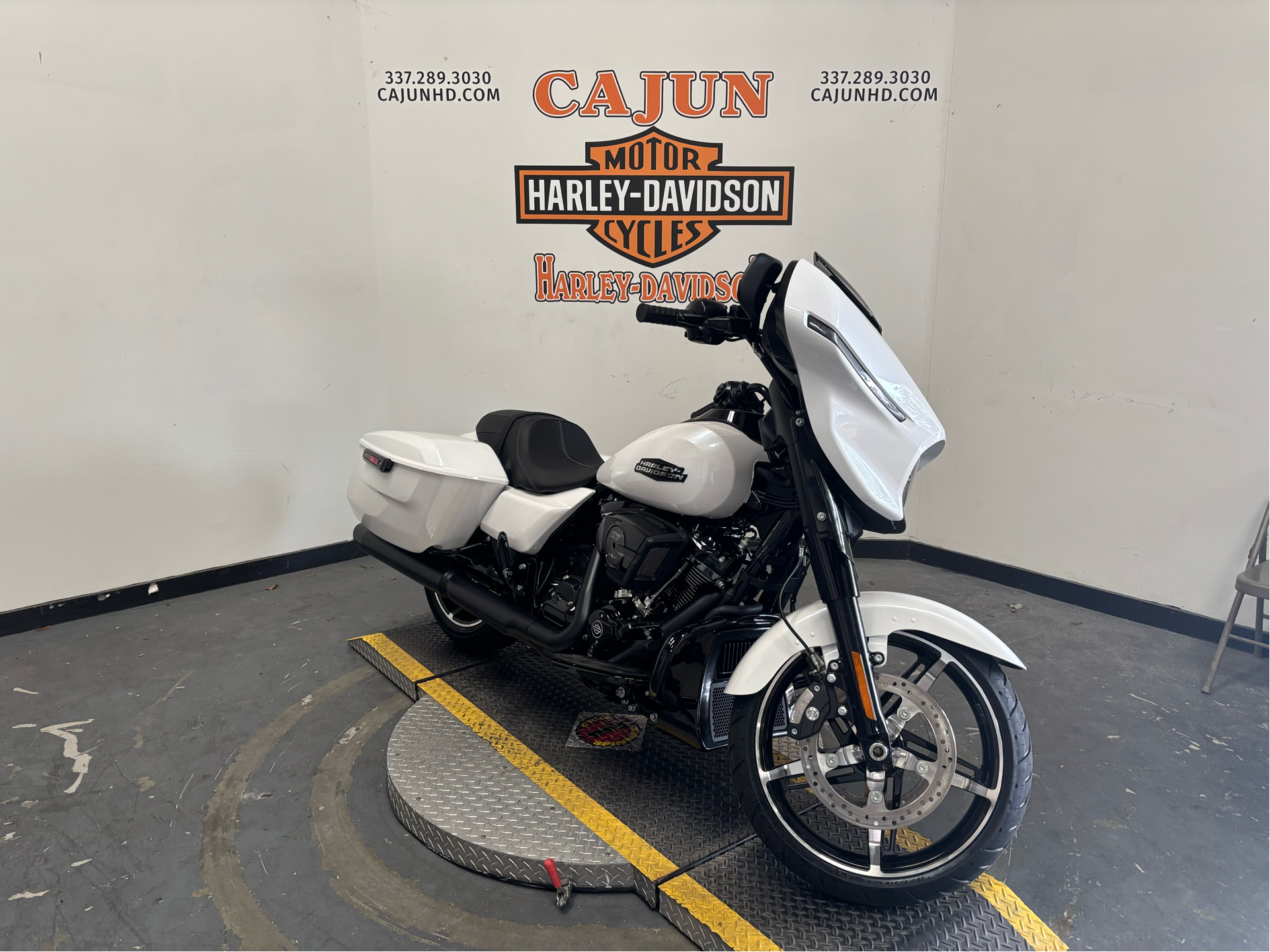 2025 Harley-Davidson Street Glide® in Scott, Louisiana - Photo 4