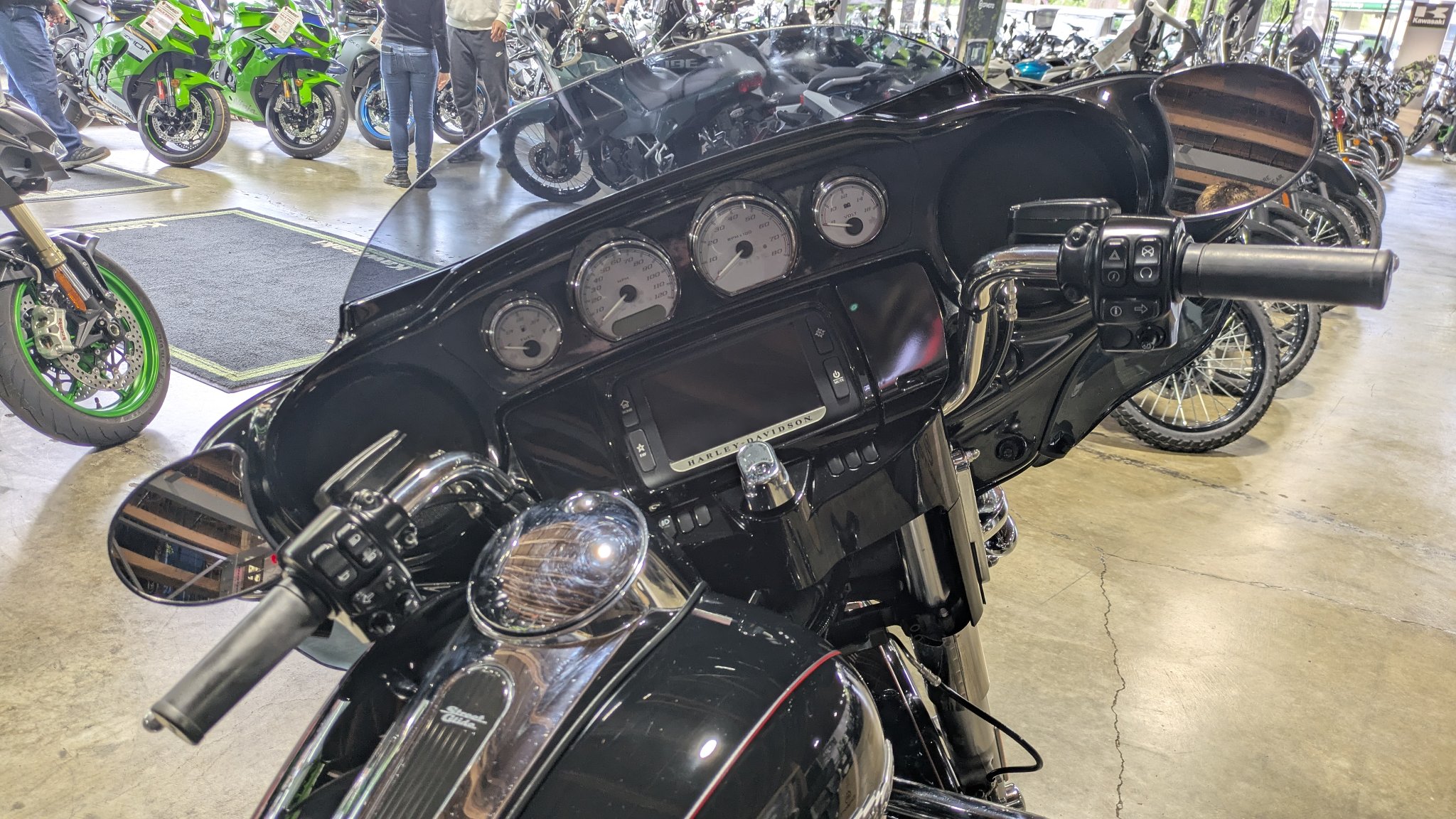 2014 Harley-Davidson Street Glide® Special 4