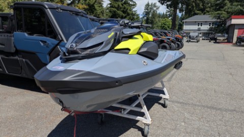 2026 Sea-Doo RXP-X 325 + Tech Package