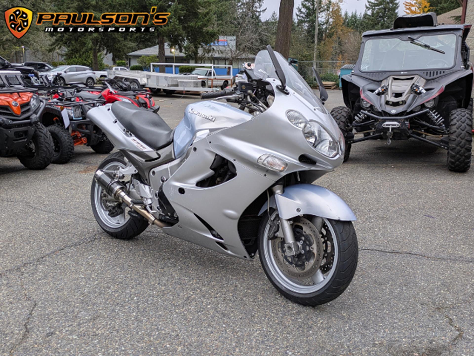 2004 Kawasaki ZZR®1200 in Lacey, Washington - Photo 3