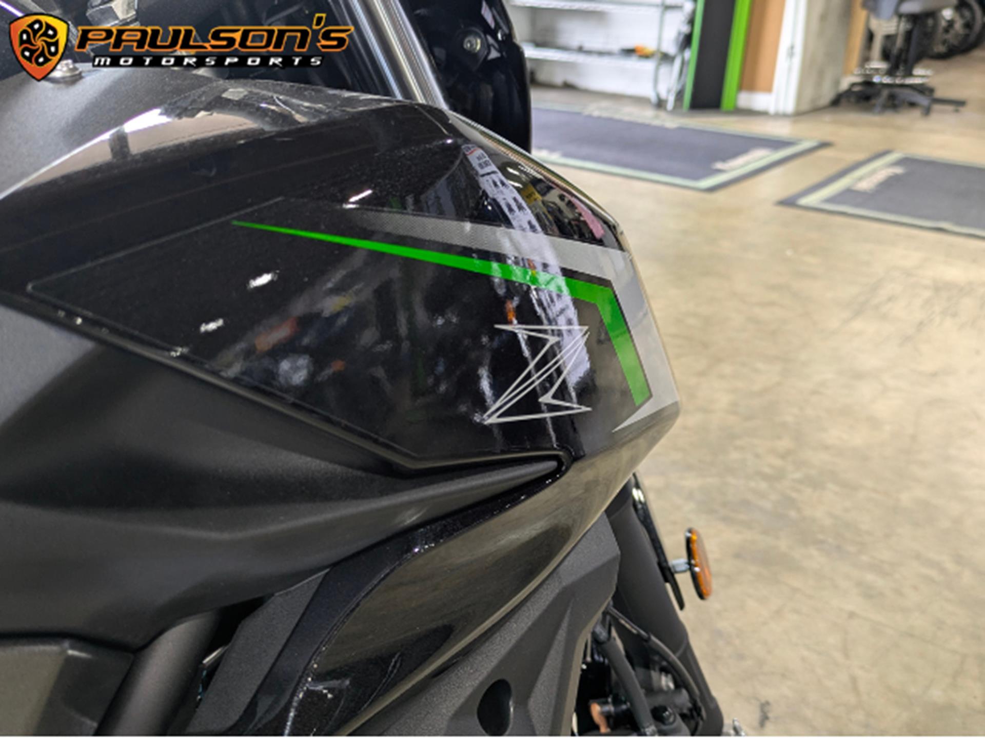 2025 Kawasaki Z500 ABS in Lacey, Washington - Photo 2