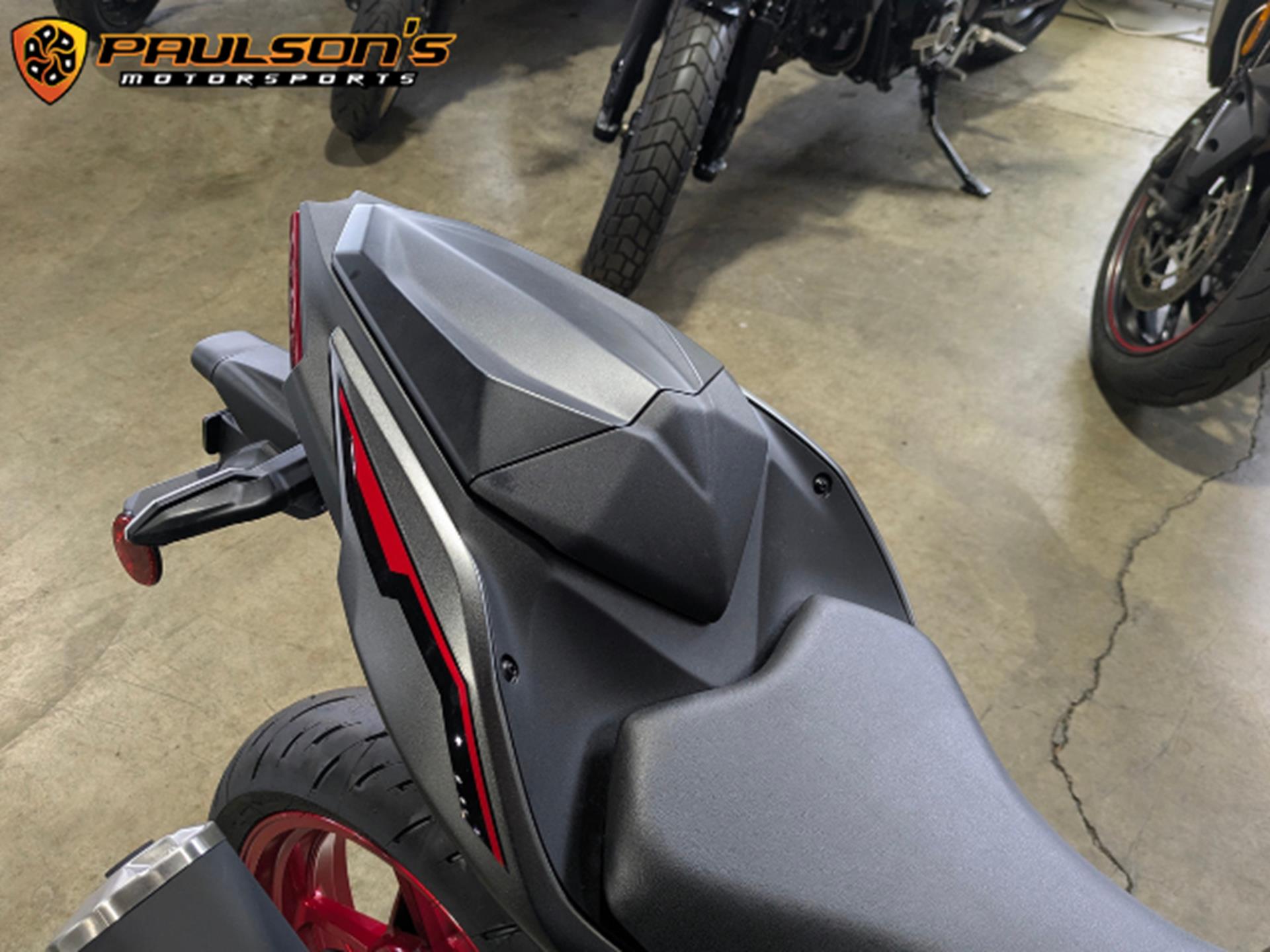 2025 Kawasaki Z500 SE ABS in Lacey, Washington - Photo 9