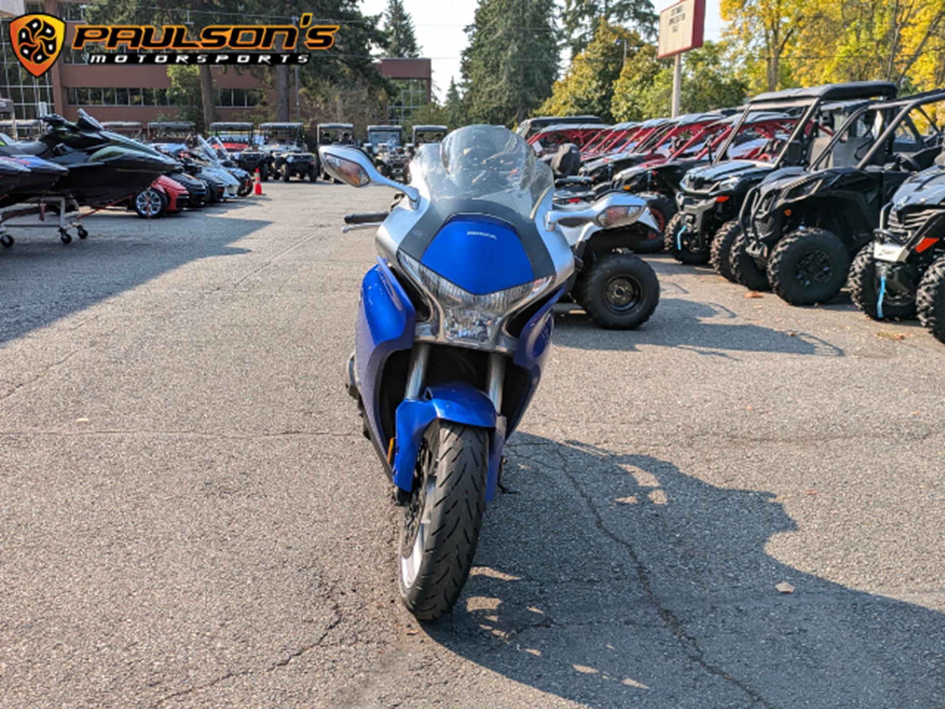2012 Honda VFR1200F DCT in Lacey, Washington - Photo 3