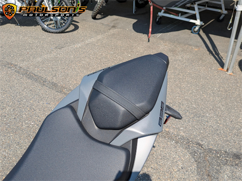 2025 Kawasaki Ninja ZX-6R ABS in Lacey, Washington - Photo 3