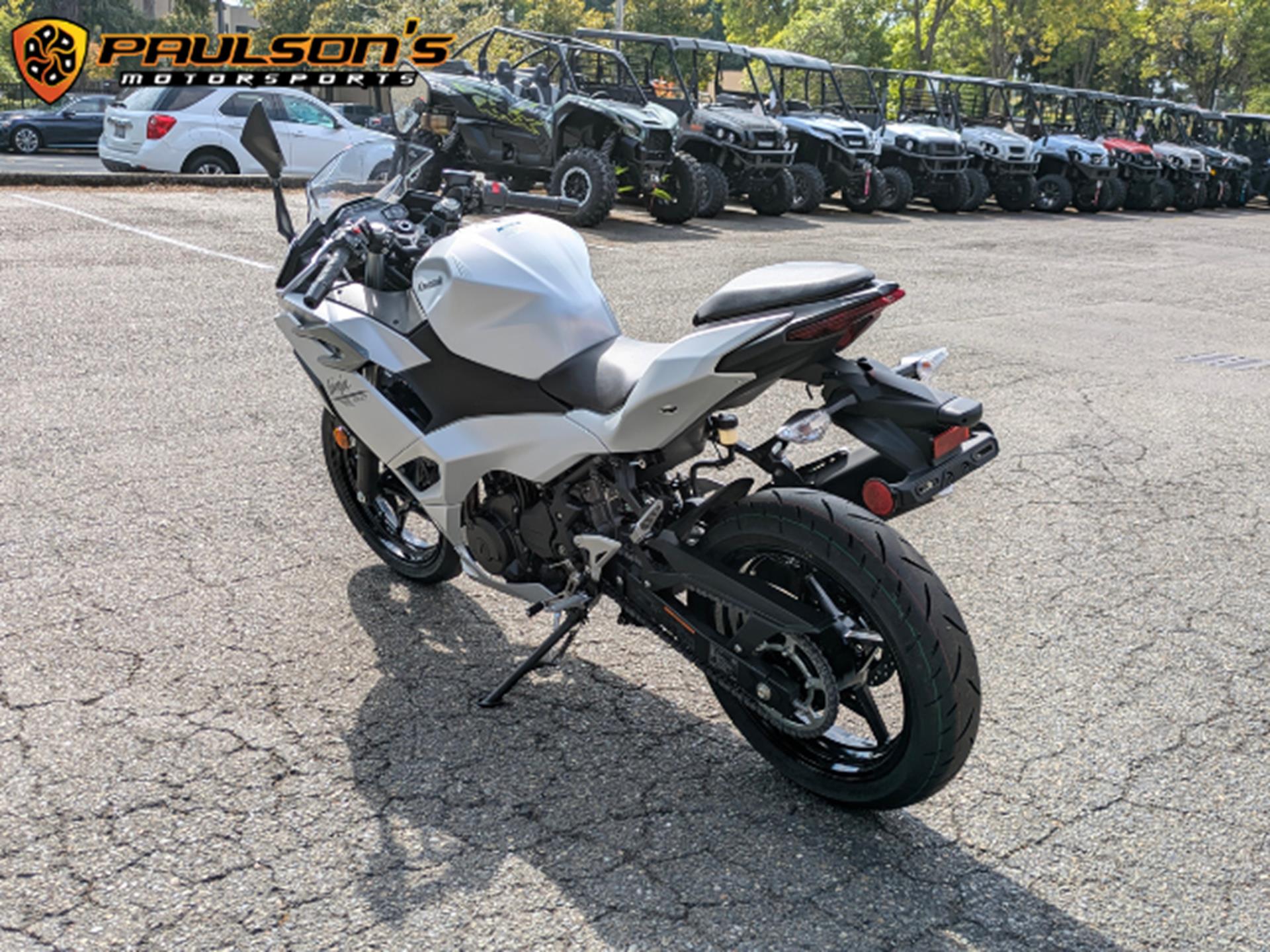 2025 Kawasaki Ninja 500 in Lacey, Washington - Photo 3