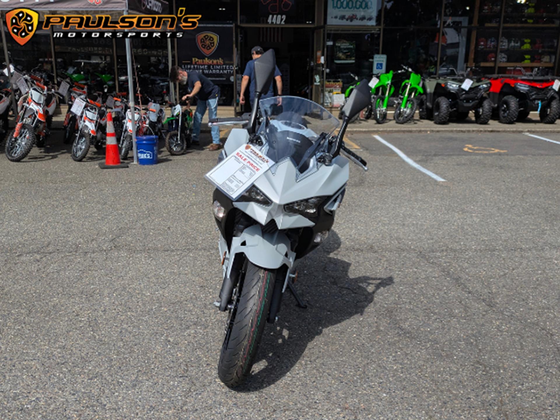 2025 Kawasaki Ninja 500 in Lacey, Washington - Photo 5